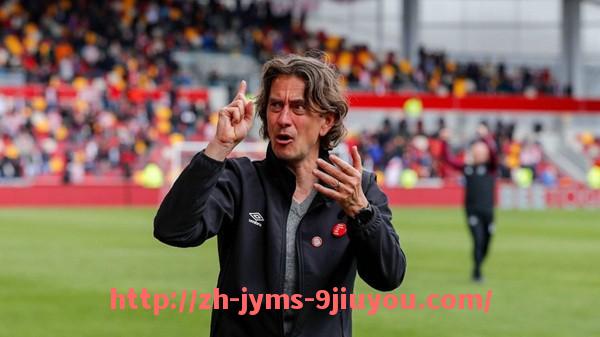 jiuyou九游娱乐-世俱杯前场球员跑动与传球线路配合战术执行实例评析