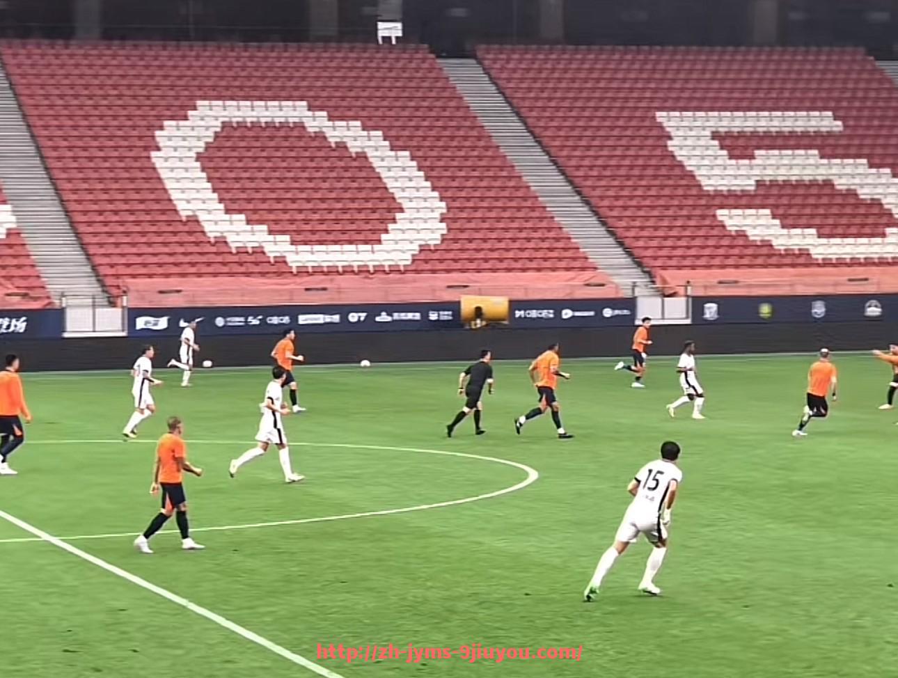 jiuyou九游娱乐-世俱杯期间球迷穿搭潮流及风格趋势深度分析